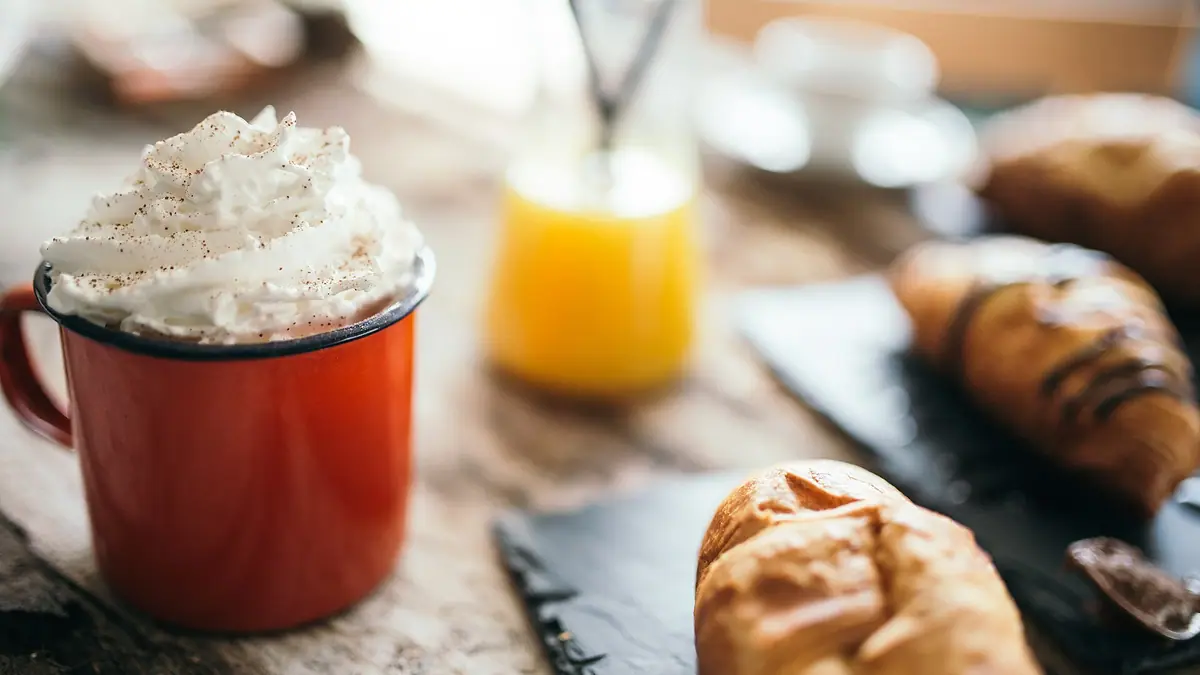 Brackmans Bakery and Coffee shop – bakery & café in Broughton Park, Manchester